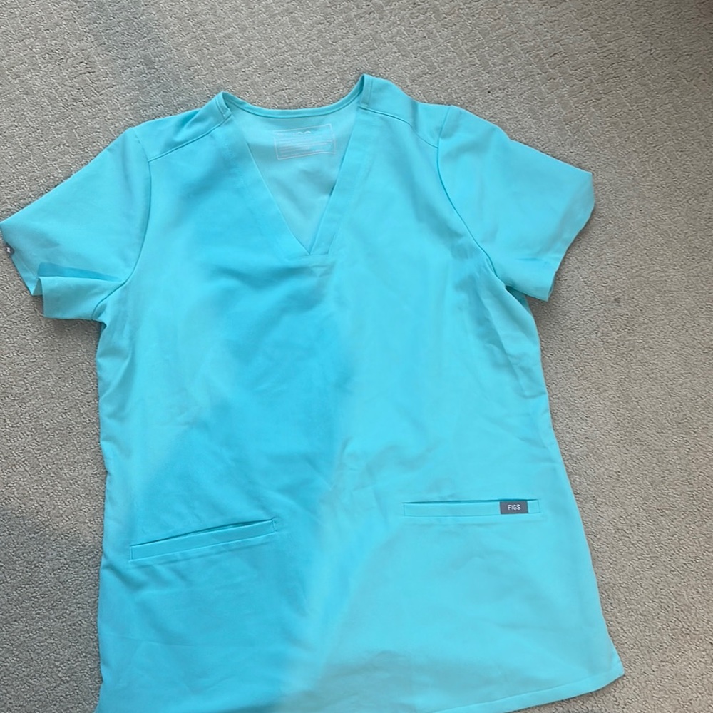 Aqua figs scrub top